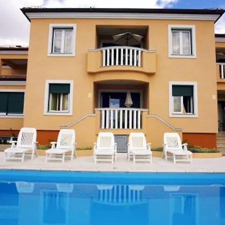 Apartman In With Balcony, Air Conditioning, Wifi 858-3